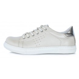 Balti batai 37-40 d. 052-2A