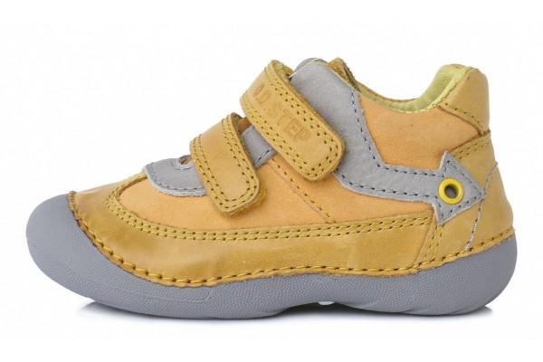Geltoni batai 20-24 d. 015168B Geltoni batai 20-24 d. 015168B