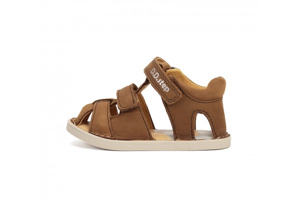 Rudos barefoot basutės 26-31 d. G076-51971AM Rudos barefoot basutės 26-31 d. G076-51971AM